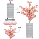 Planta artificial de flor rosa em vaso branco com rodinhas, altura total aproximada 1m, ideal para decoração